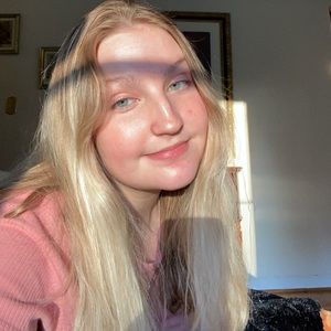 Meet your Posher, Haylee